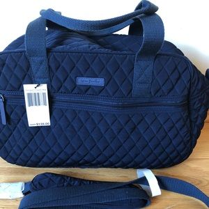 Vera Bradley Compact Traveler Bag 👜